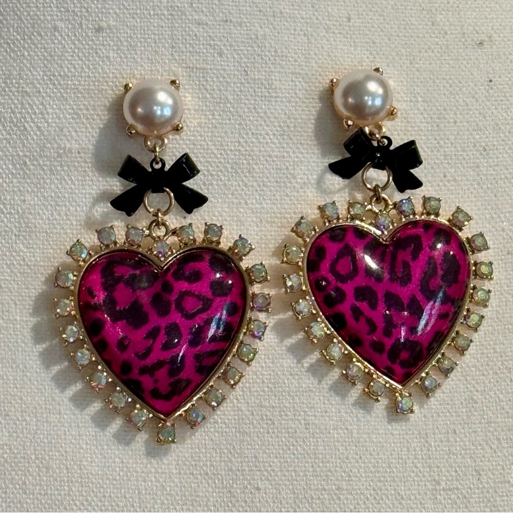 Betsy Johnson Heart Earring